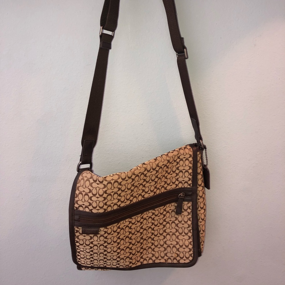 Used Authentic Coach Messenger-Style Purse/Bag